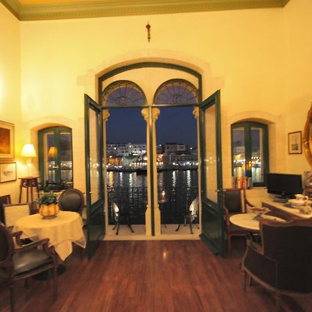Casa Leone Hotel Chrissi Akti Chania Exterior foto
