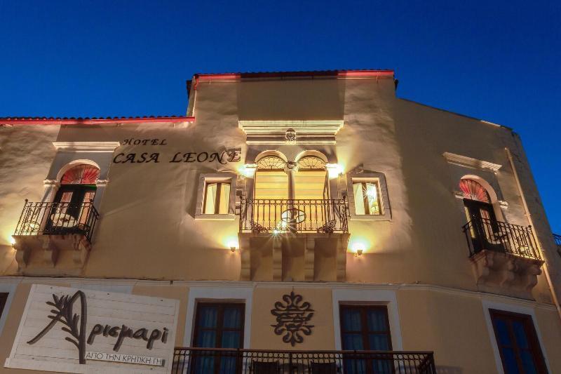 Casa Leone Hotel Chrissi Akti Chania Exterior foto