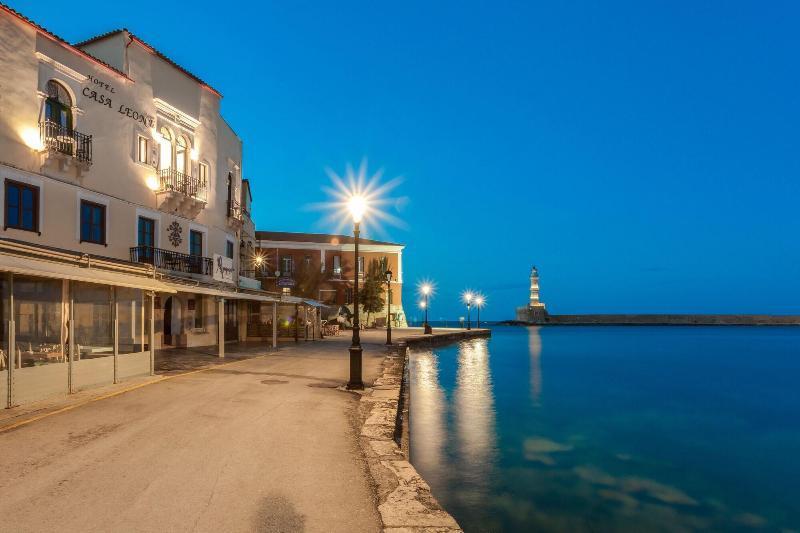 Casa Leone Hotel Chrissi Akti Chania Exterior foto