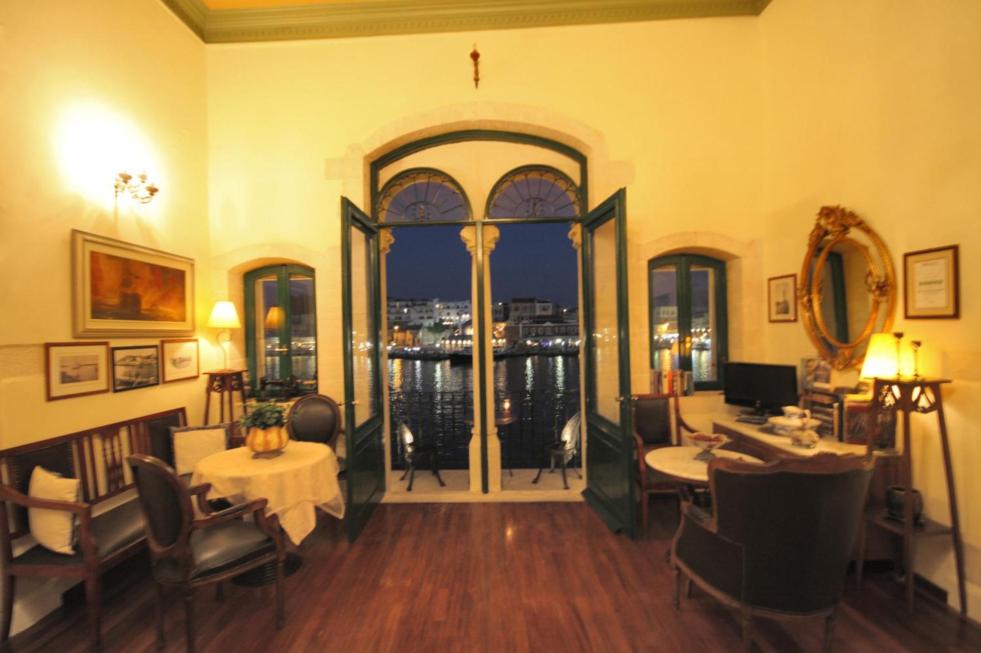 Casa Leone Hotel Chrissi Akti Chania Exterior foto