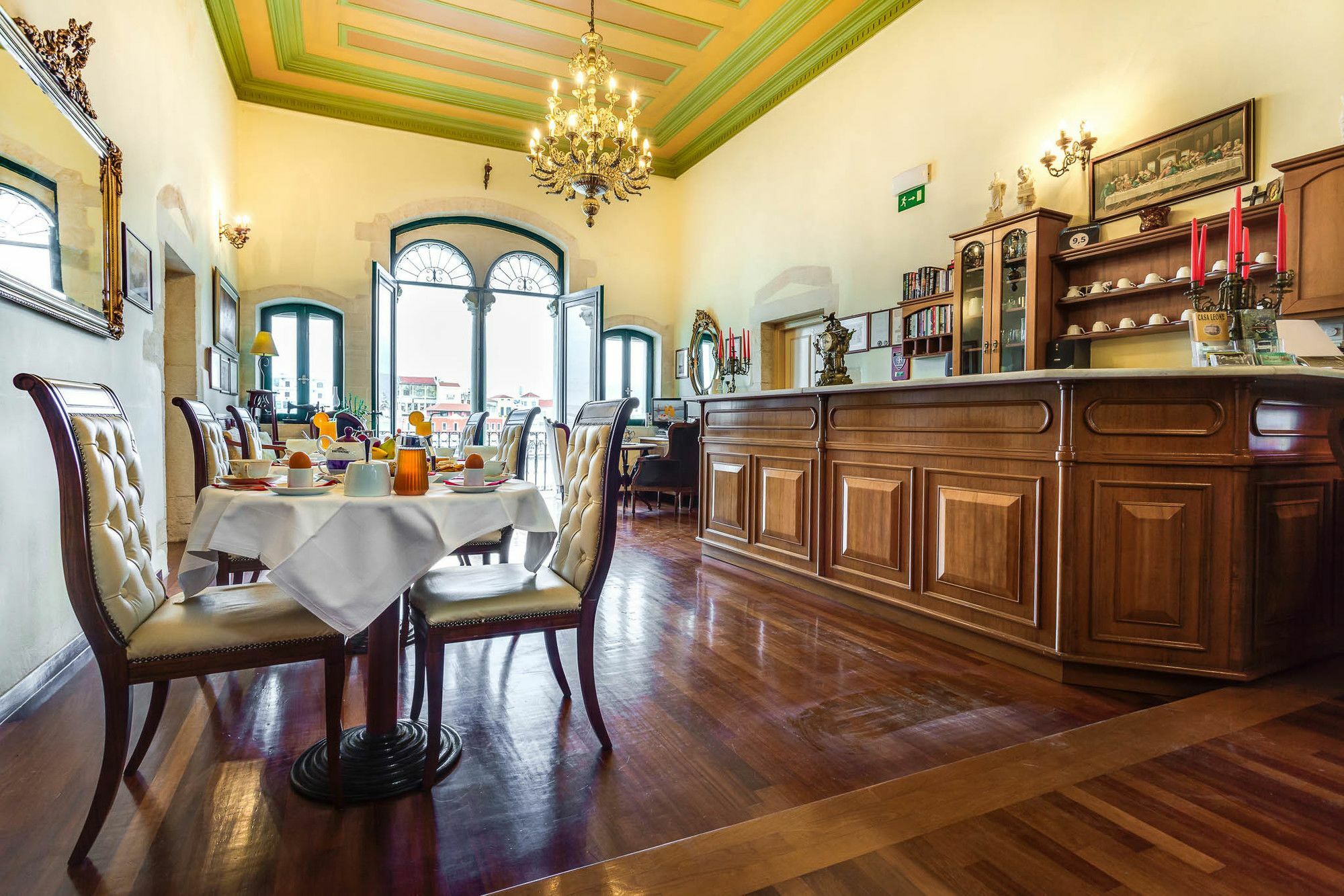 Casa Leone Hotel Chrissi Akti Chania Exterior foto